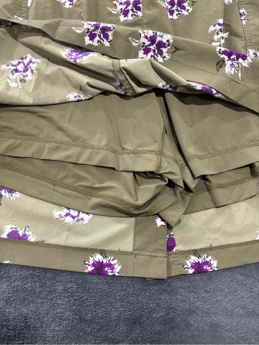 Duluth Trading Floral Skort Green Purple Size XXL Stretch Lightweight Gardening - Picture 6 of 6